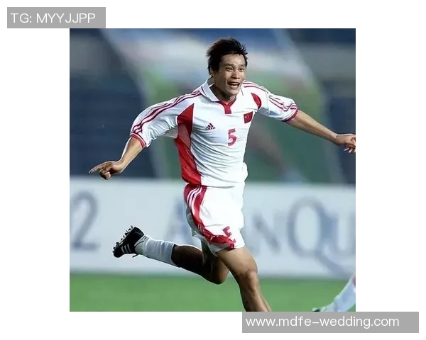 通过四连图揭秘足球明星身份 一起来猜猜他是谁